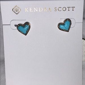 Kendra Scott Heart Earrings